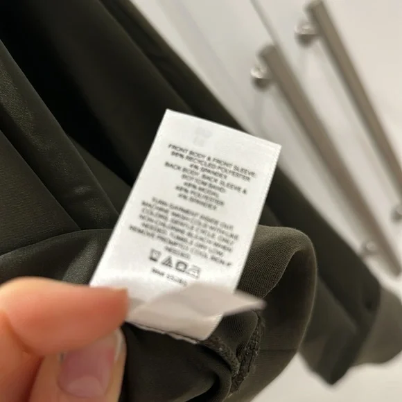 Green blouse. Express. Small - Picture 4 of 4